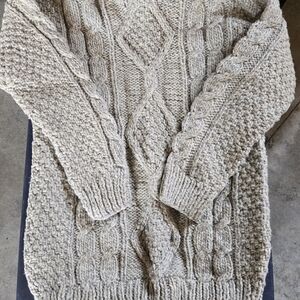Artesania Hand Knit Wool Chunky Cable Knit Fishermen Sweater Crew Neck 90's